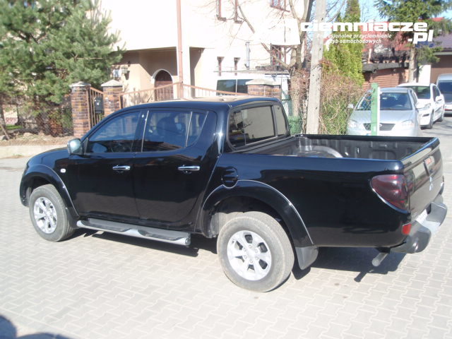 Przyciemnianie szyb - Mitsubishi L200 (4) Pickup