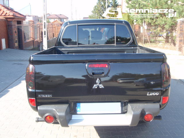 Przyciemnianie szyb - Mitsubishi L200 (4) Pickup