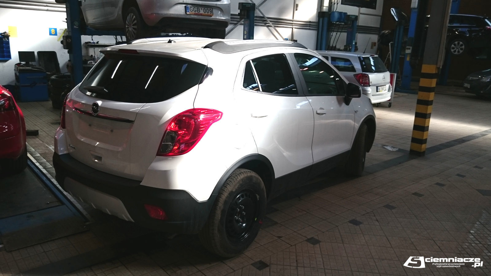 Przyciemnianie szyb - Opel Mokka Hatchback