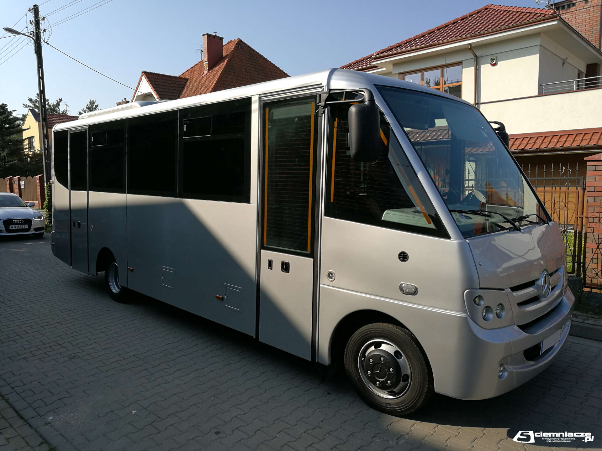 Przyciemnianie szyb - Mercedes Mediano Bus