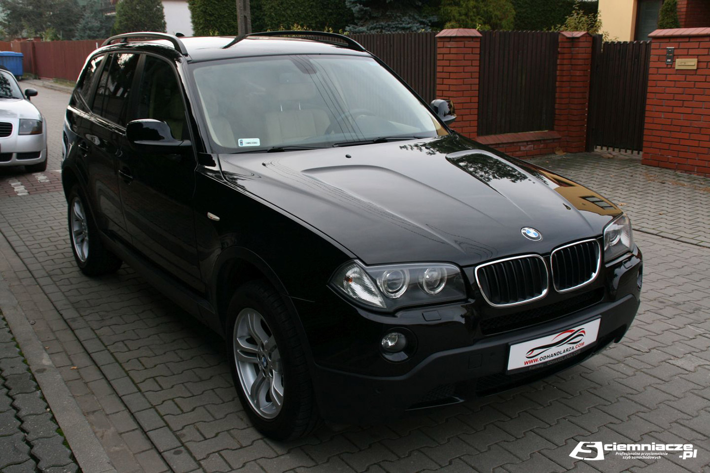 BMW X3 E83 - Przyciemnianie szyb samochodowych - Strefa Serwisowa
