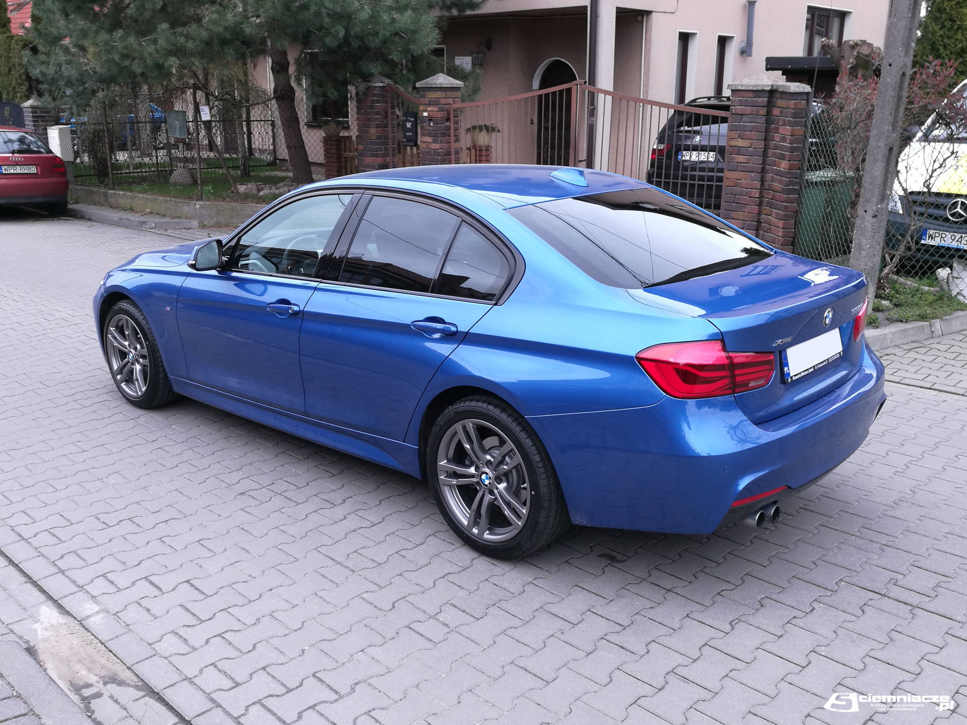 Przyciemnianie szyb - BMW 3 sedan