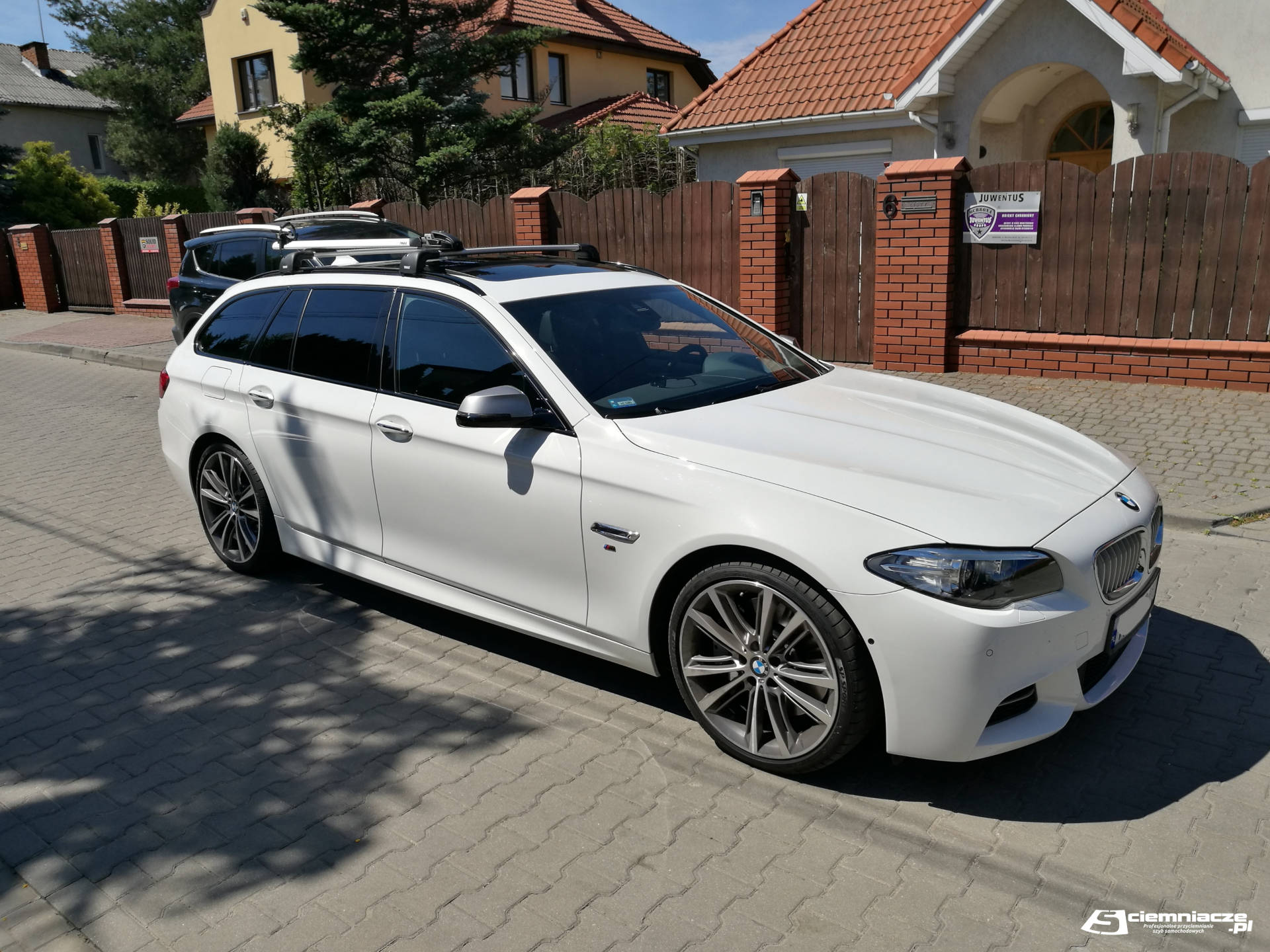 Przyciemnianie szyb - BMW 5 kombi
